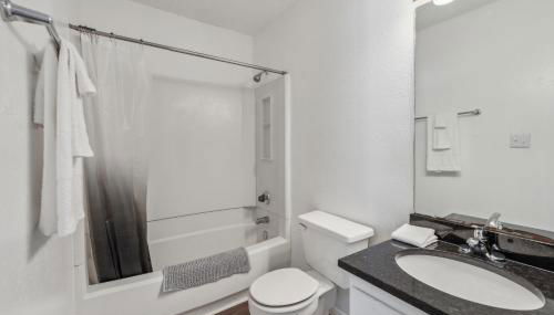 Northcliffe 104 I Fully Furnished 1 Bedroom 1Bth - Foto 5