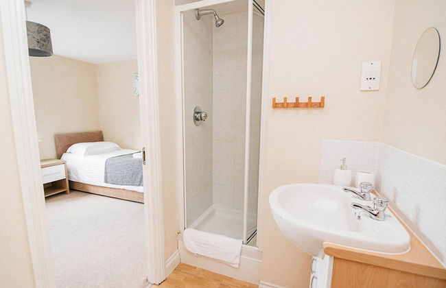 Sandall Apartment - Photo 15