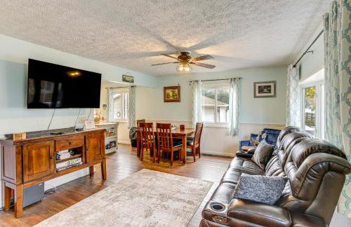 Walk to Sandusky Bay Home with Hot Tub and Fire Pit! - Foto 2