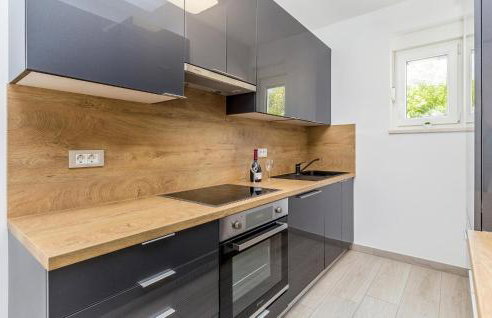 3 Bedroom Gorgeous Home In Linardici - Photo 26