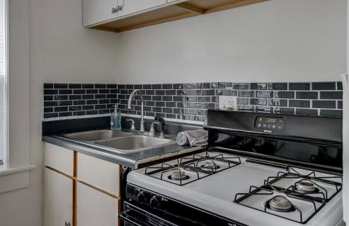 Entire home in Greensboro 1 Mile From Downtown and Amazing Restaurants - Foto 12