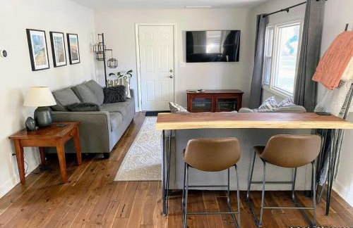 Private Oasis Near Lake Michigan & Warren Dunes! - Foto 2