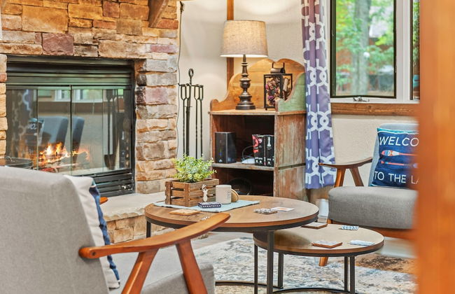 Boulder Pointe by Avantstay Deck Forest Views Boulder Lake Club Passes - Foto 7