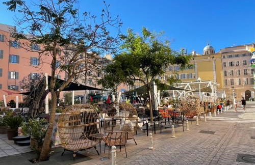 La Perle de Toulon, grand appartement tout confort, idéalement situé - Foto 41