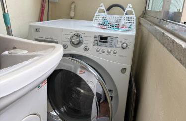 Ape next to the Consulate - Foto 4