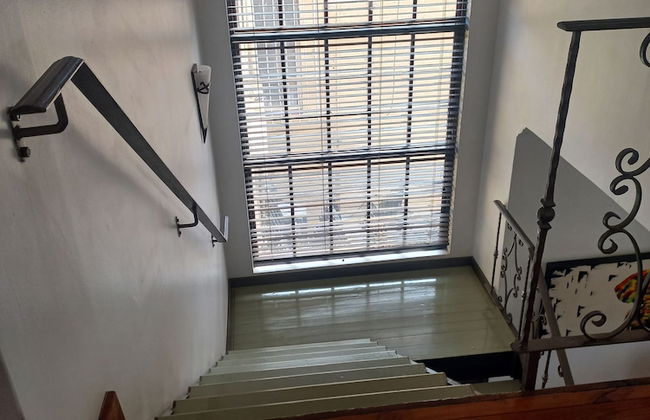 Jakes's Place Modern Comfortable & Sunny 3-bedroom House in Kensington - Photo 36