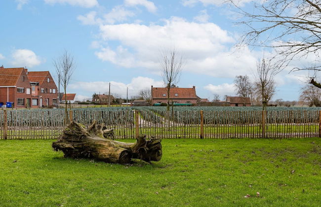 Vacation Home for 6 Person and Beautiful Garden - Foto 36