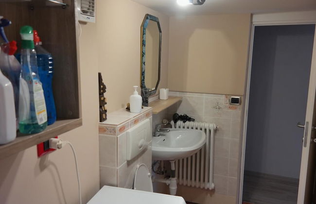 2-bed Borgo val di Taro Apt w/ Private Terrace - Foto 19