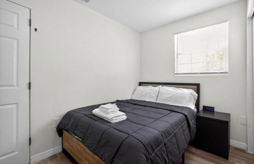 Stylish Home- Mins to St Josephs Hospital & DT - Foto 10