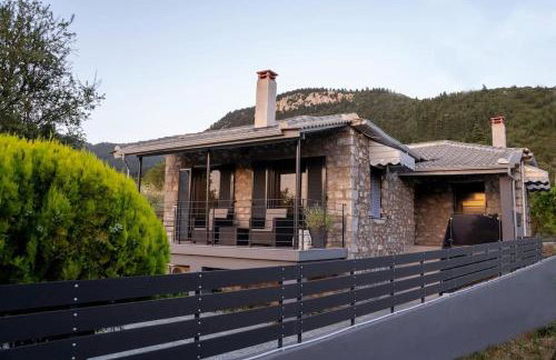 Triantos Guesthome Suite - Photo 1