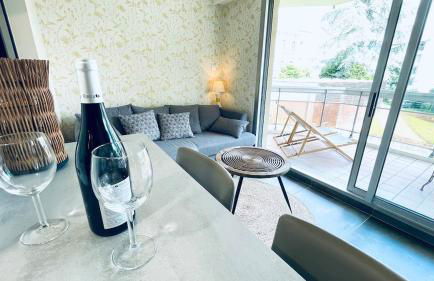 Voiron centre, grande terrasse, parking, calme - Foto 3