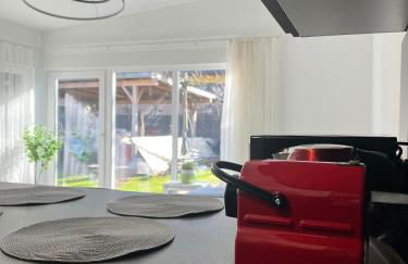 Cozy Apartment with Excellent Transport Links to Old Town, Main Station and Trade Fair - Foto 7