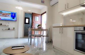 Δίκταμο - Photo 12