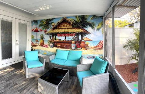 Tropical House - Photo 1