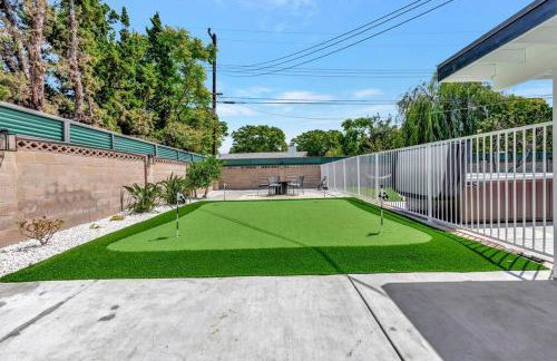 New cheerful villa, Pool, Spa, Mini Golf, Game room, Fire pit next to Disneyland - Foto 48