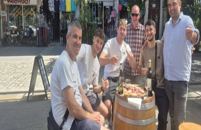 Sofia City Walking Tour with Tasting – 2-Hour Guided Experience - Foto 8