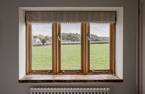 Barn Owl Cottage, Field Dalling - Photo 1