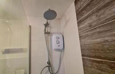 Modern 2 bedroom apartment in Historical Spa town - Foto 25