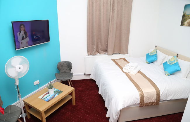 Birmingham Central Station Apartment - Photo 3