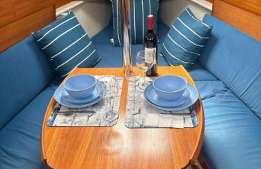 DeepBlue sail boat - Photo 11