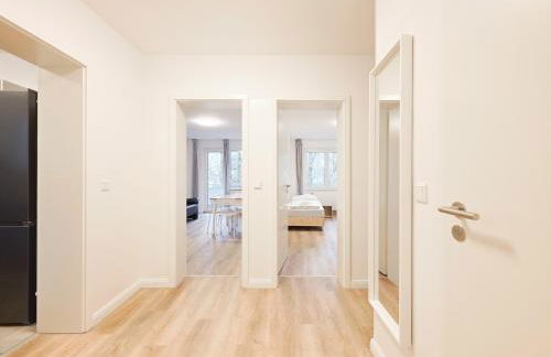 Tolstov Apartments - Monteurwohnung - 2 Schlafzimmer - Wohnzimmer - Küche - Balkon - Waschmaschine - 25 Min zur Messe DUS - Foto 9