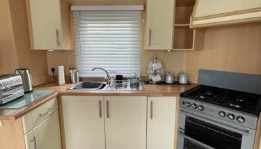 The Perfect Escape 2 Bedroom Static Caravan Pet Friendly - Foto 5