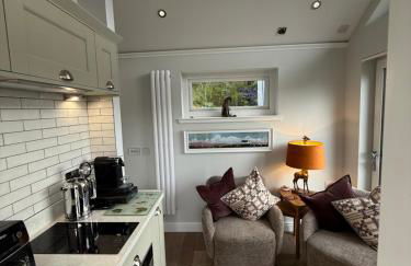 Tumpseys Hideaway with Hot Tub & Sunset Loch Views, Glencoe Near Fort William - Foto 6