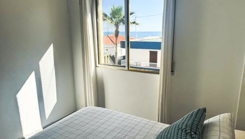 Apartamento segunda línea piscina frente al mar - Foto 4