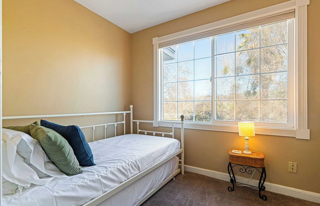 Victorian Manor In Paso Robles Wine Country + Pool, Hot Tub, Firepit, Tennis Court Sleeps 28 - Photo 67