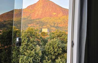 Flat com ar, varanda e linda vista para o Ibituruna - Pico do Ibituruna - 201 - Foto 22