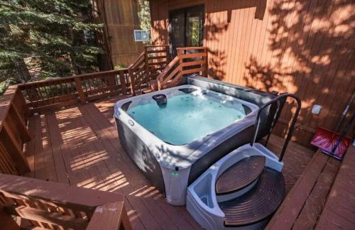 Luna Cabin - 5BR Hot Tub A/C Game Room EV Charger - Foto 41