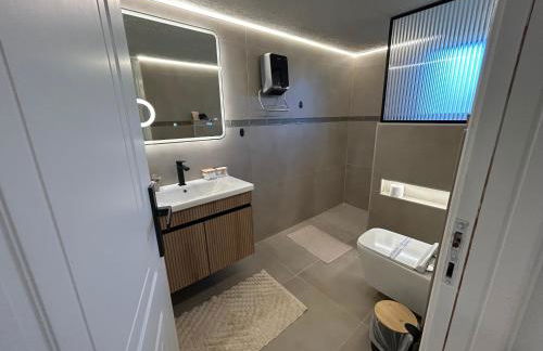 SOTERIO GRAND SUITE by PROJECT 86 IKE - Photo 16