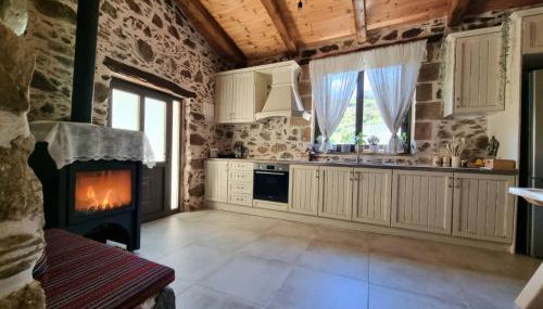 Mesavlia Traditional Stone House - Photo 3
