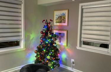 Stylish 3BR Townhouse with Backyard,and Easy Parking - Photo 4