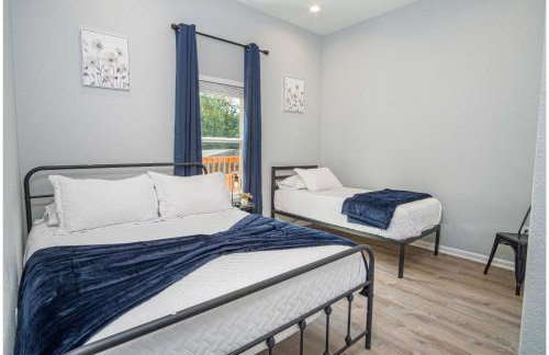 Inviting 4br/2ba Near Downtown & Riverwalk - Foto 20