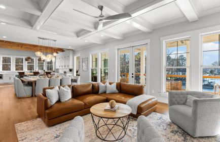 Livin' Large Lake Norman Estate w/ Pool, Dock, Game Room & Scenic Views - Foto 20