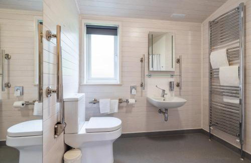 Dovestone Luxury Lodges sleeps 4 - pets welcome - Foto 10