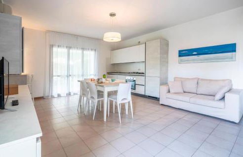 3 Bedroom Gorgeous Home In Albarella Ro - Foto 9