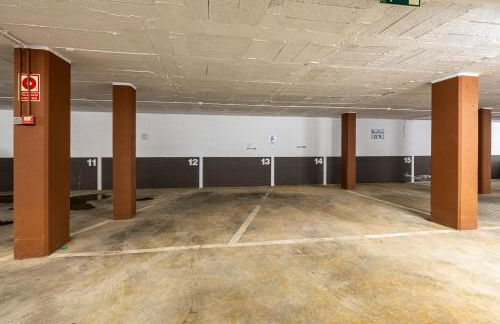 Apartamento con gran terraza delante del mar - Photo 24