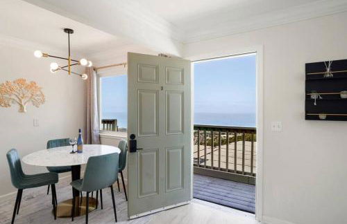 Charming 2BR Coastal Getaway in Pacifica - Photo 38