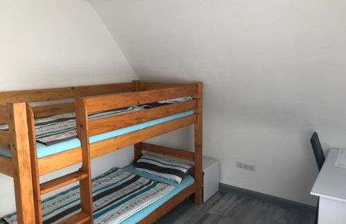 3-Zimmer Ferienwohnung Friedrichshafen nahe Stadtzentrum Bodensee 1-4 Personen - Foto 12