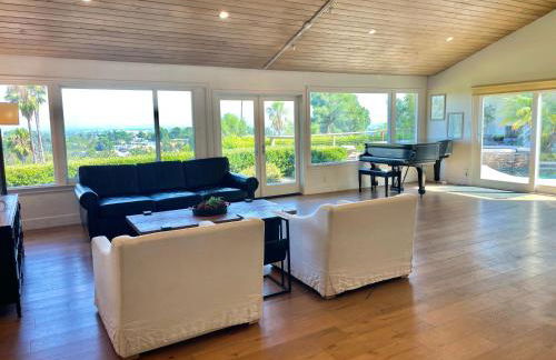 Spectacular City Mountain Views Remodeled Open Plan 3 bdr Home Pool Jacuzzi Oasis - Foto 6