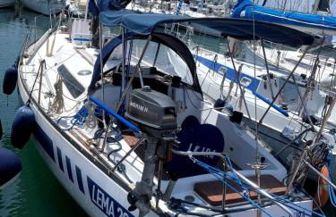 Notte in barca tra gioia e relax cullati dal mare - Foto 17