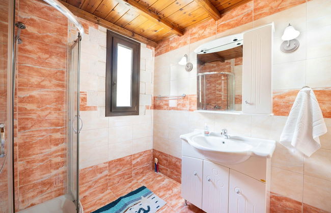 Mountain Oasis - Pool Playground Near Neda Falls - Foto 28