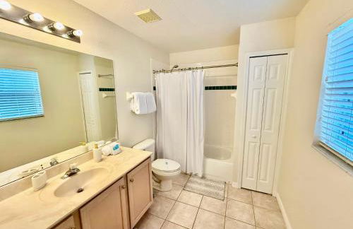 Luxury Village 4BR Pool Home near Disney Parks - Foto 29