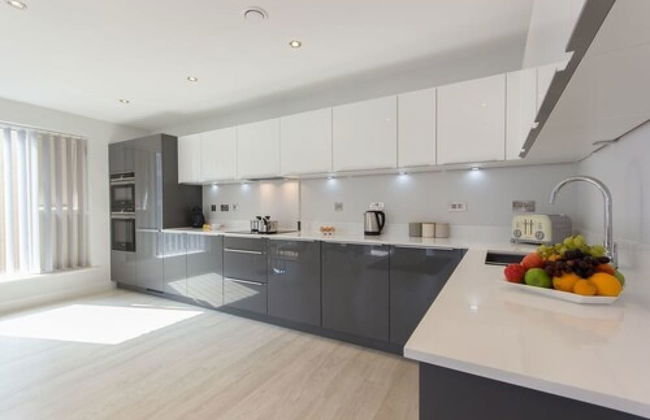 Citystay Living - Vesta Apartments - Photo 6