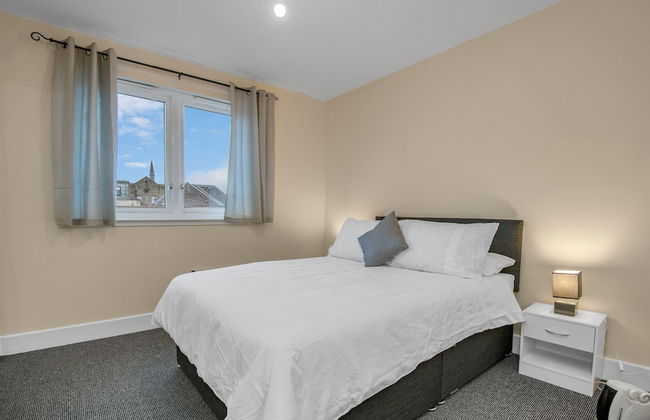 Tony Asga - Coady Apartment - Photo 5