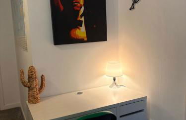 2 bedroom 2 bathroom ground floor apartment in central location - Foto 57