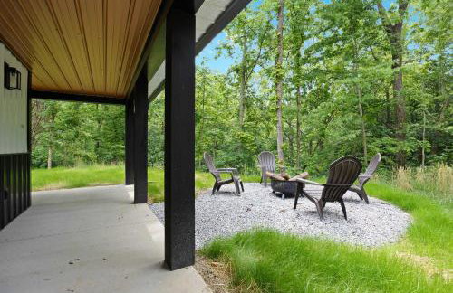 Pole Barn - Rustic 1BR Family Retreat with Open Views - Foto 47