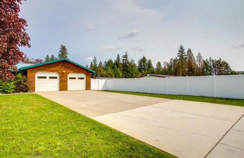 Spirit Lake Home with Fenced Yard 1 Mi to Water! - Foto 25